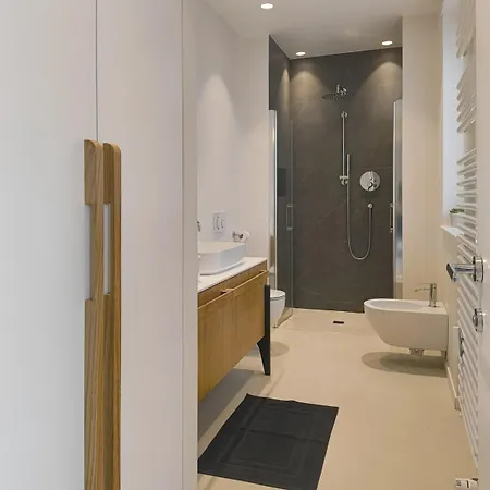 Piano7 - Attico Luminoso Con Terrazzo تورينو